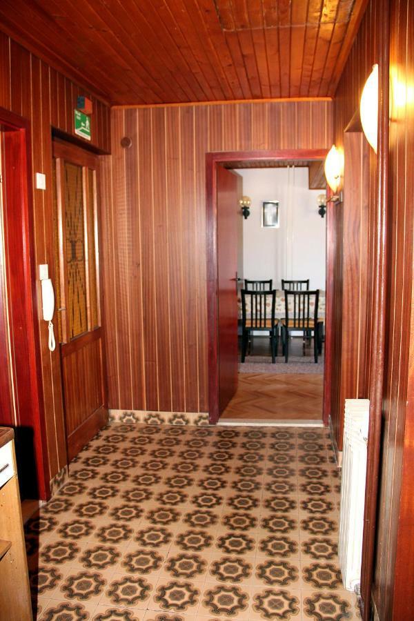 Apartment Mimica-Croatia , Omis , Center エクステリア 写真