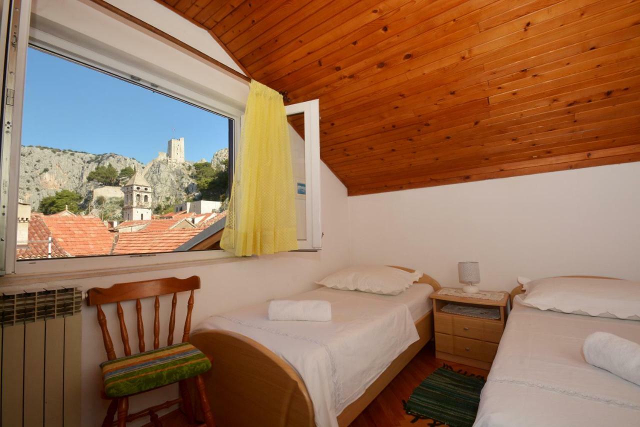 Apartment Mimica-Croatia , Omis , Center エクステリア 写真