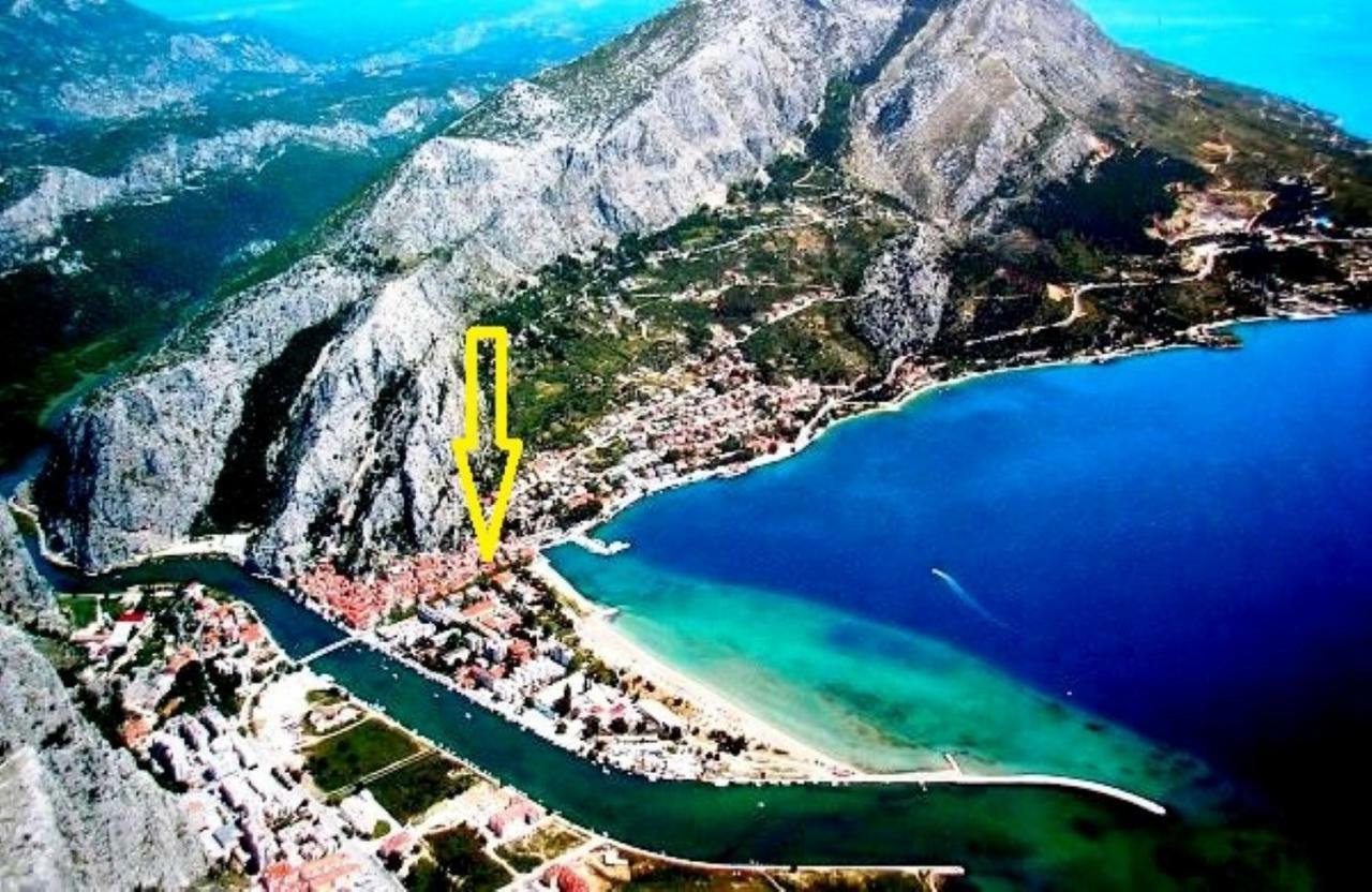 Apartment Mimica-Croatia , Omis , Center エクステリア 写真