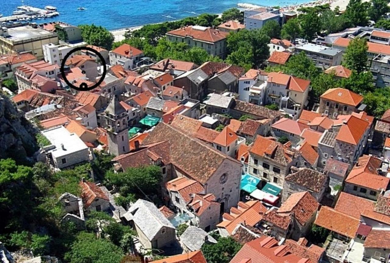 Apartment Mimica-Croatia , Omis , Center エクステリア 写真